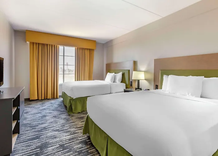 Country & By Radisson, Mesa, Az
