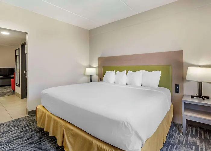 Country & By Radisson, Mesa, Az Hotel