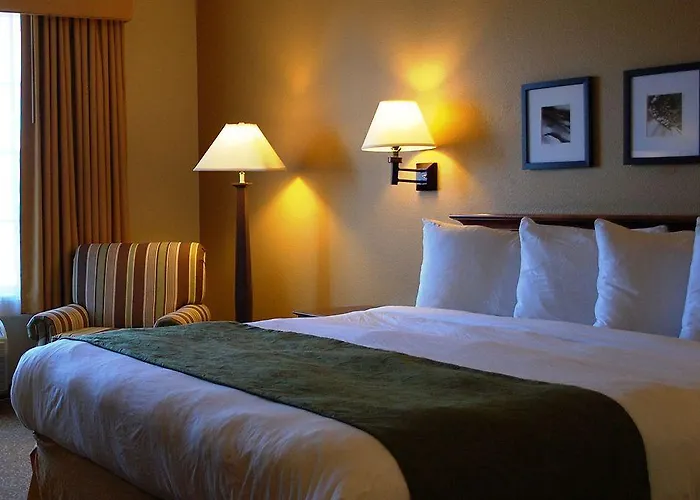Country & By Radisson, Mesa, Az 4*
