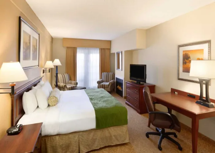 Country & By Radisson, Mesa, Az 4*